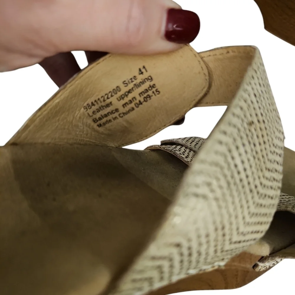 Dansko sz 41 Sophie sandals cream gold sz 11 SH393 - Picture 5 of 8